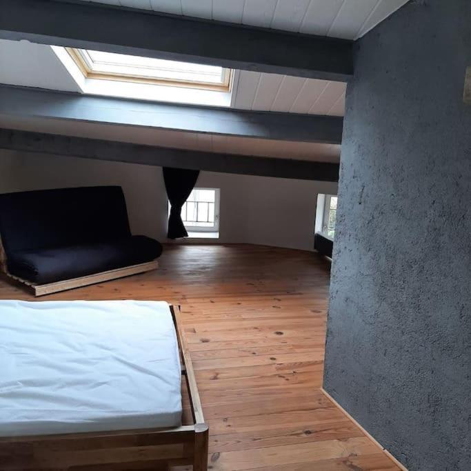 Maison De Ville Vic-le-Comte Екстериор снимка